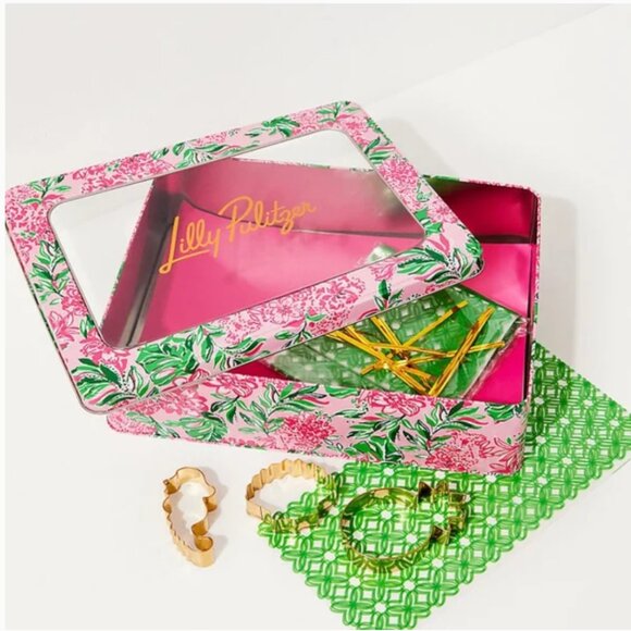 Lilly Pulitzer Cookie Cutter Exchange Kit Gold Seashell Pineapple and Seahorse - Picture 10 of 11